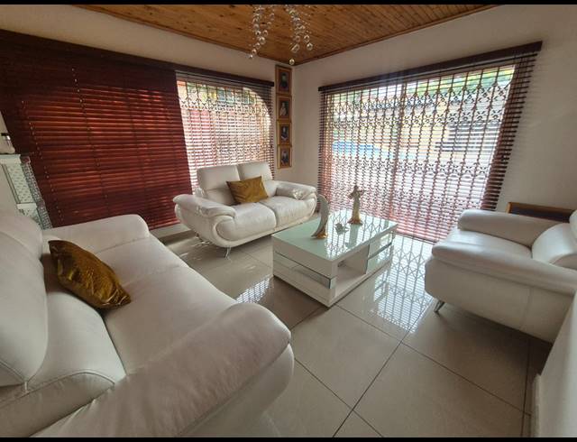4 BEDROOM HOUSE FOR SALE IN VANDERBIJLPARK SE 3